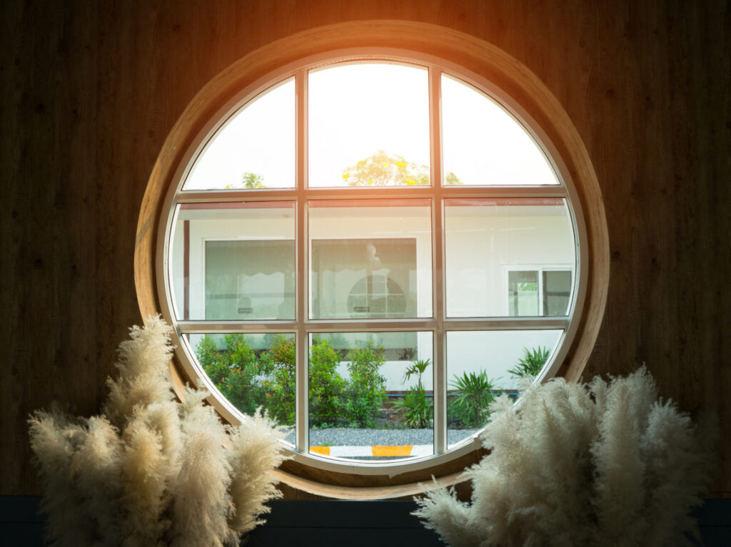 circle windows